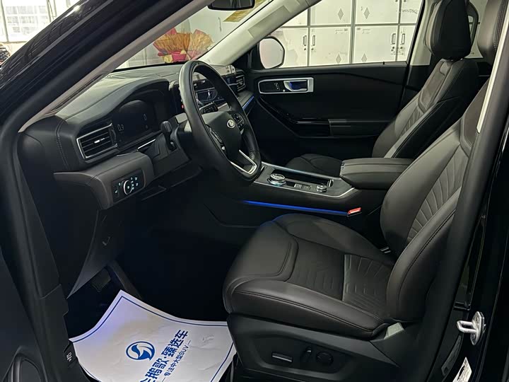 Ford Explorer, 2025 — фото 8 из 9