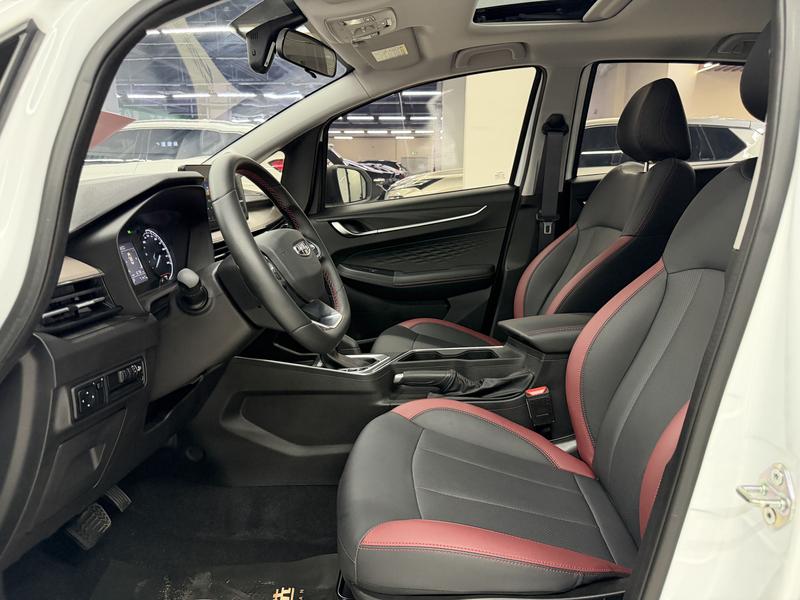 Geely Vision X3, 2021 — фото 11 из 12