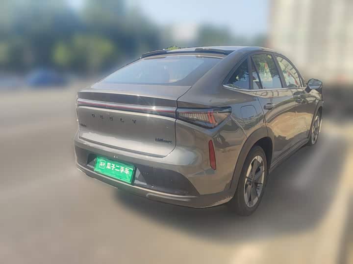 Geely Atlas REV, 2026 — фото 6 из 9