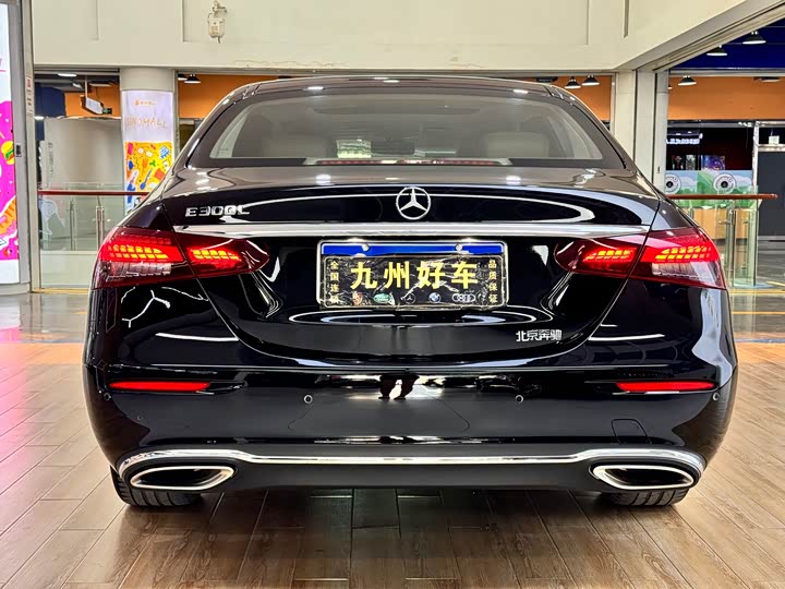 Mercedes-Benz E-Class, 2023 — фото 6 из 9