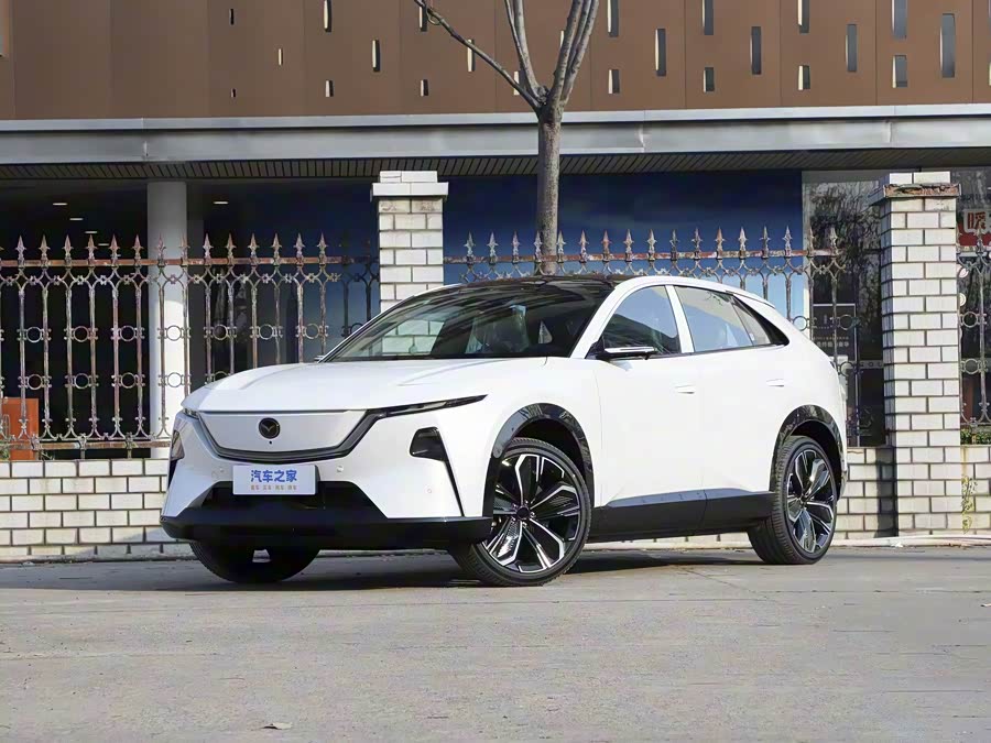 Mazda EZ-60, 2026 — купить в Нижнем Новгороде под ключ