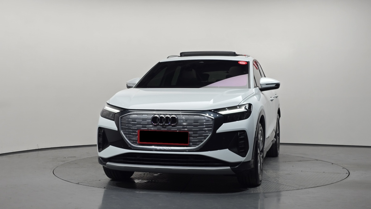 Audi Q4 e-tron, 2025 — фото 3 из 12