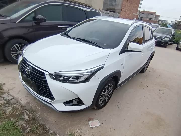 Toyota Yaris L Hatchback, 2022 — купить в Брянске под ключ