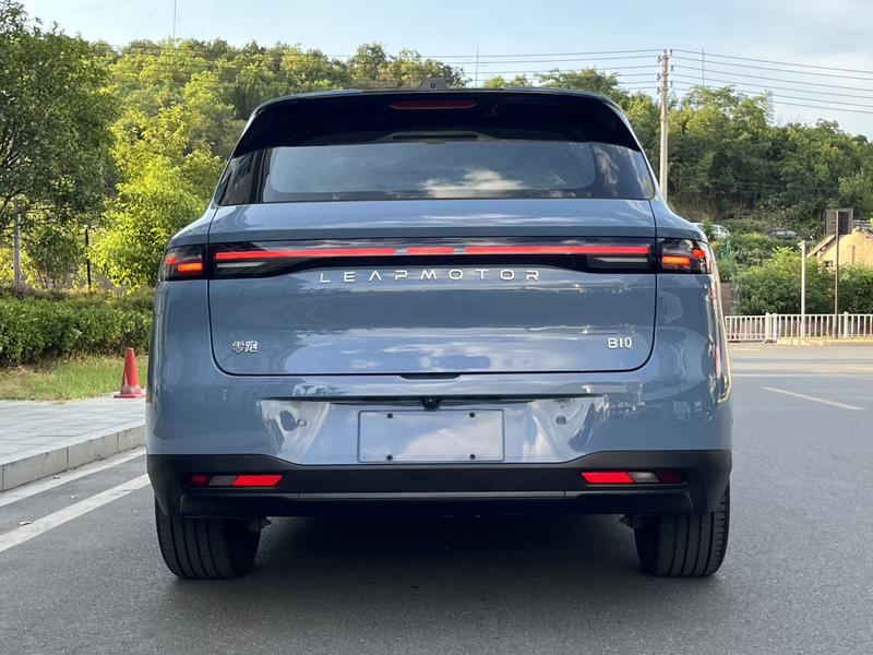 Leapmotor B10, 2025 — фото 5 из 10