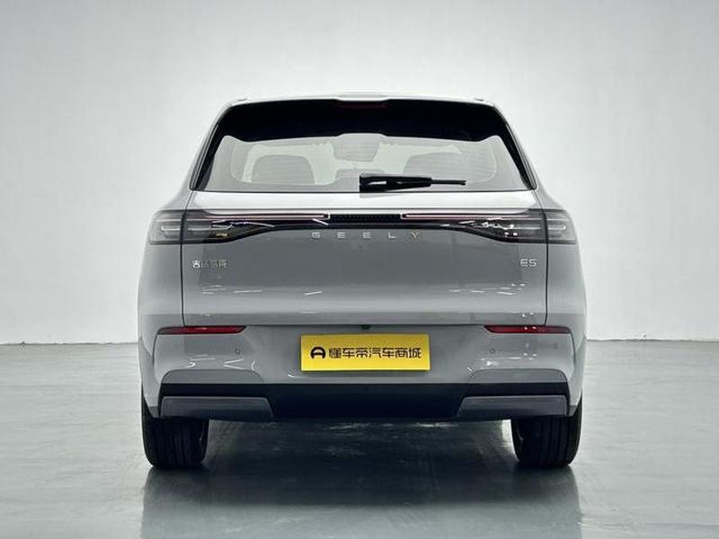 Geely Galaxy E5, 2024 — фото 6 из 12