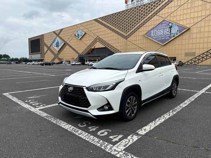 Toyota Yaris L Hatchback, 2022 — купить в Самаре под ключ