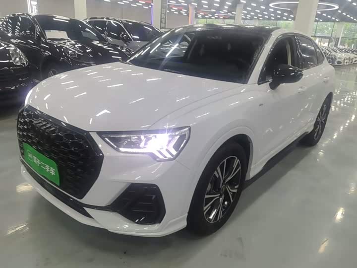 Audi Q3 Sportback, 2023 — купить в Санкт-Петербурге под ключ