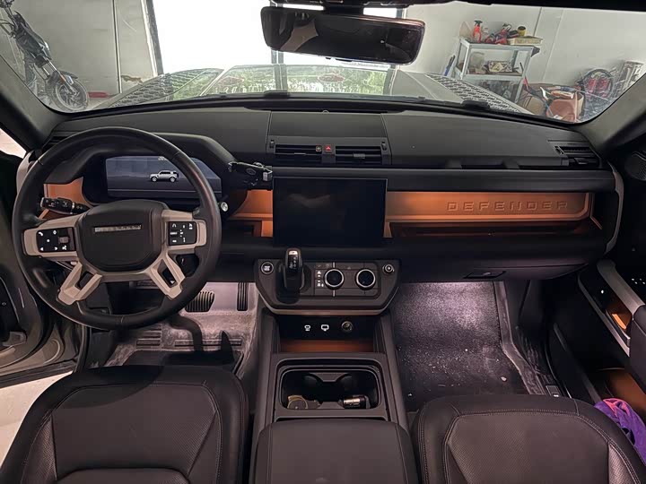 Land Rover Defender, 2023 — фото 5 из 9