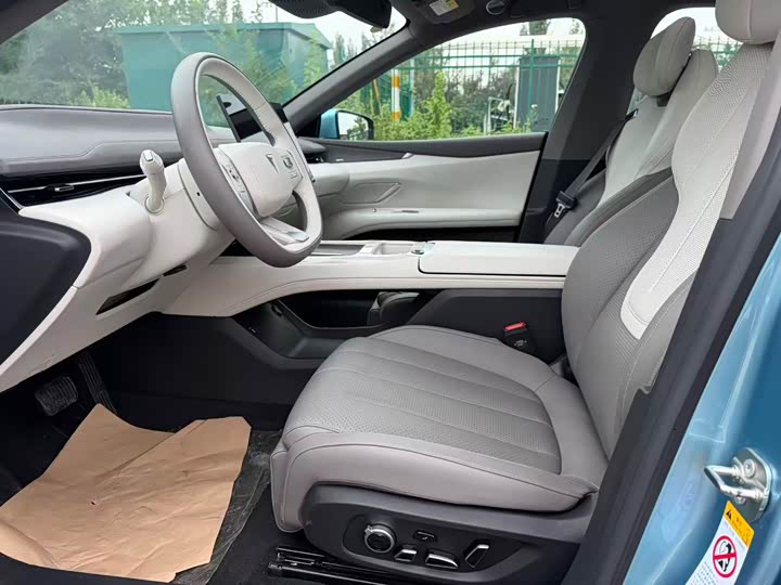 Changan Deepal L07, 2024 — фото 8 из 9