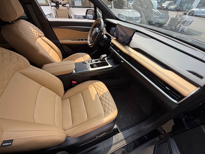 Geely Okavango L, 2023 — фото 5 из 9