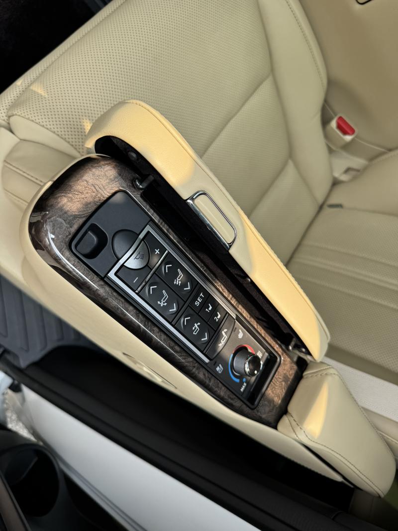Toyota Alphard, 2022 — фото 10 из 12
