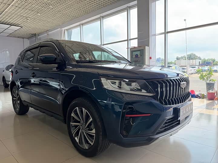 Geely Vision X6, 2022 — фото 3 из 9