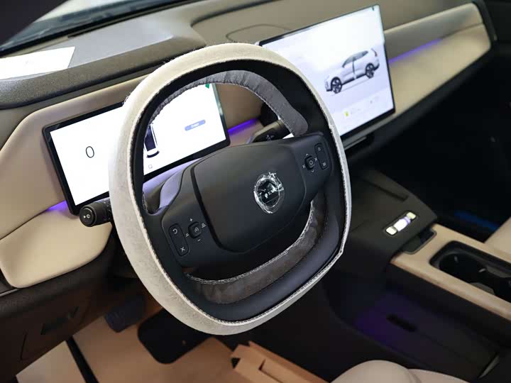 Volvo XC70 Hybrid, 2026 — фото 9 из 9