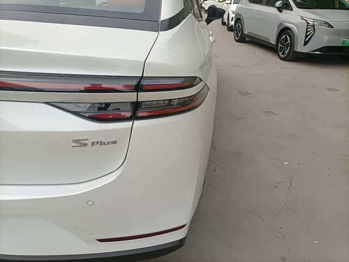 GAC Aion S Plus, 2024 — фото 8 из 9