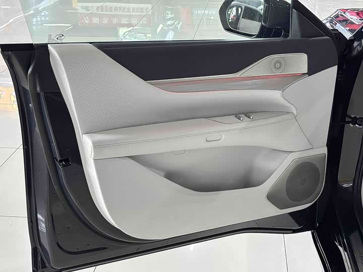 Buick Electra L7, 2025 — фото 3 из 9