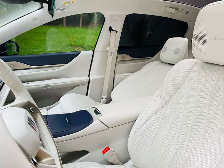 Buick Electra L7, 2025 — фото 9 из 9