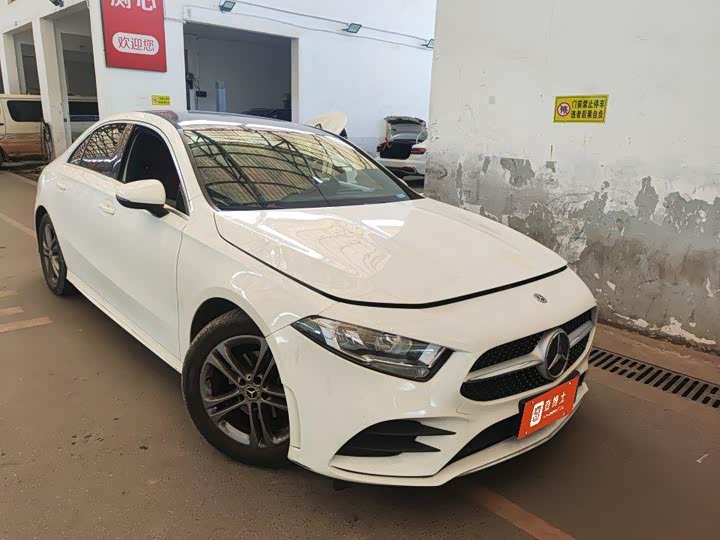 Mercedes-Benz A-Class, 2022 — фото 2 из 9
