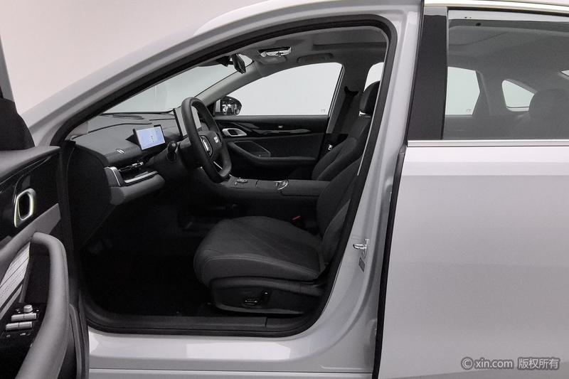 Geely Galaxy A7, 2025 — фото 11 из 12