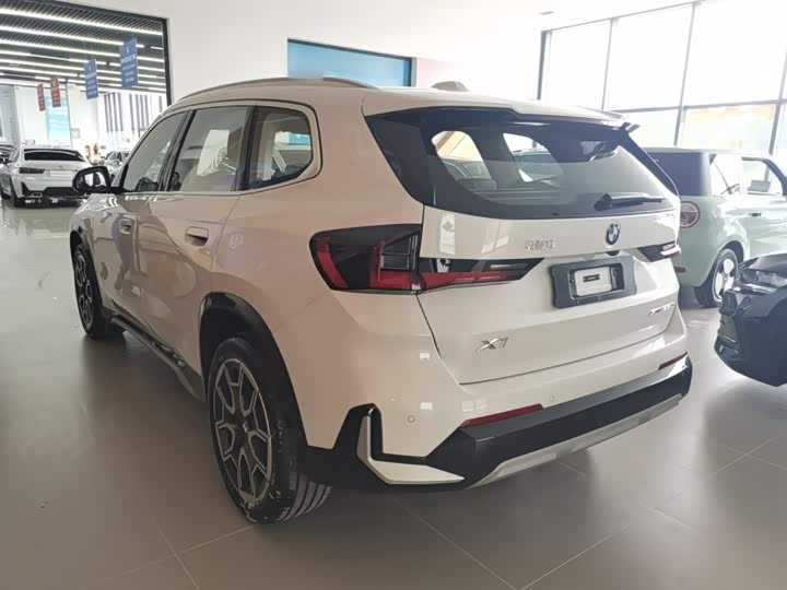 BMW X1, 2025 — фото 5 из 9