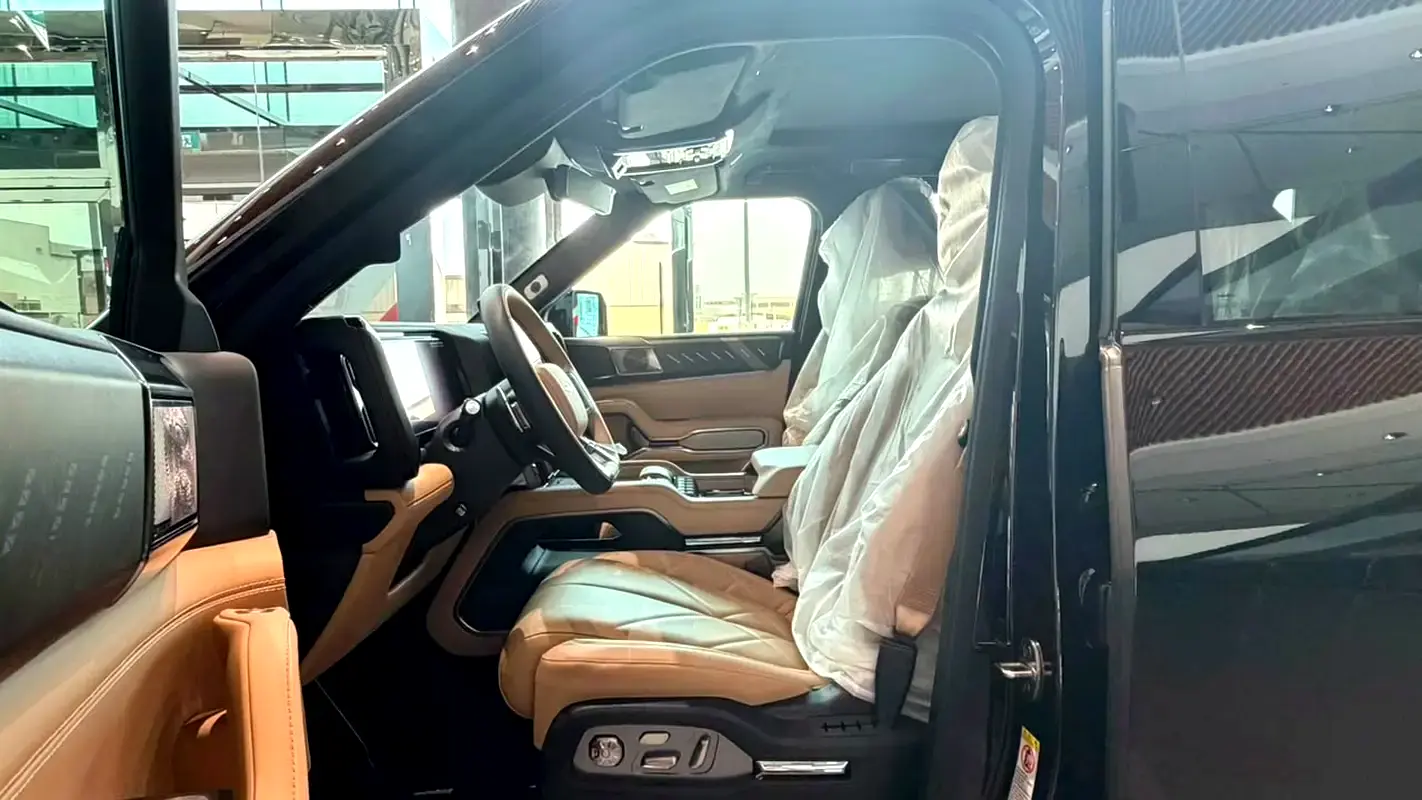BYD Leopard 8, 2025 — фото 9 из 10