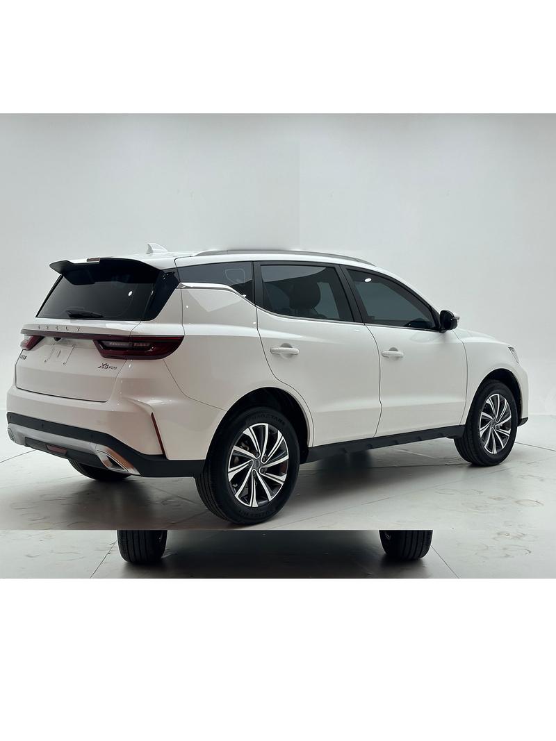 Geely Vision X6, 2022 — фото 7 из 12
