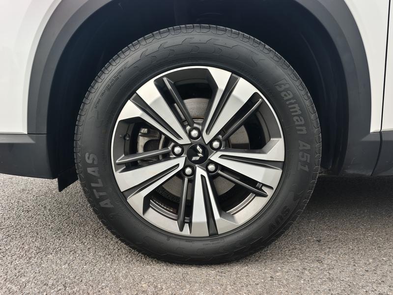 Wuling Asta, 2022 — фото 9 из 12