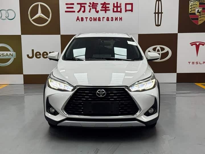 Toyota Yaris L Hatchback, 2022 — фото 2 из 9