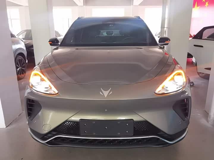 BAIC Arcfox Alpha T, 2022 — фото 3 из 9