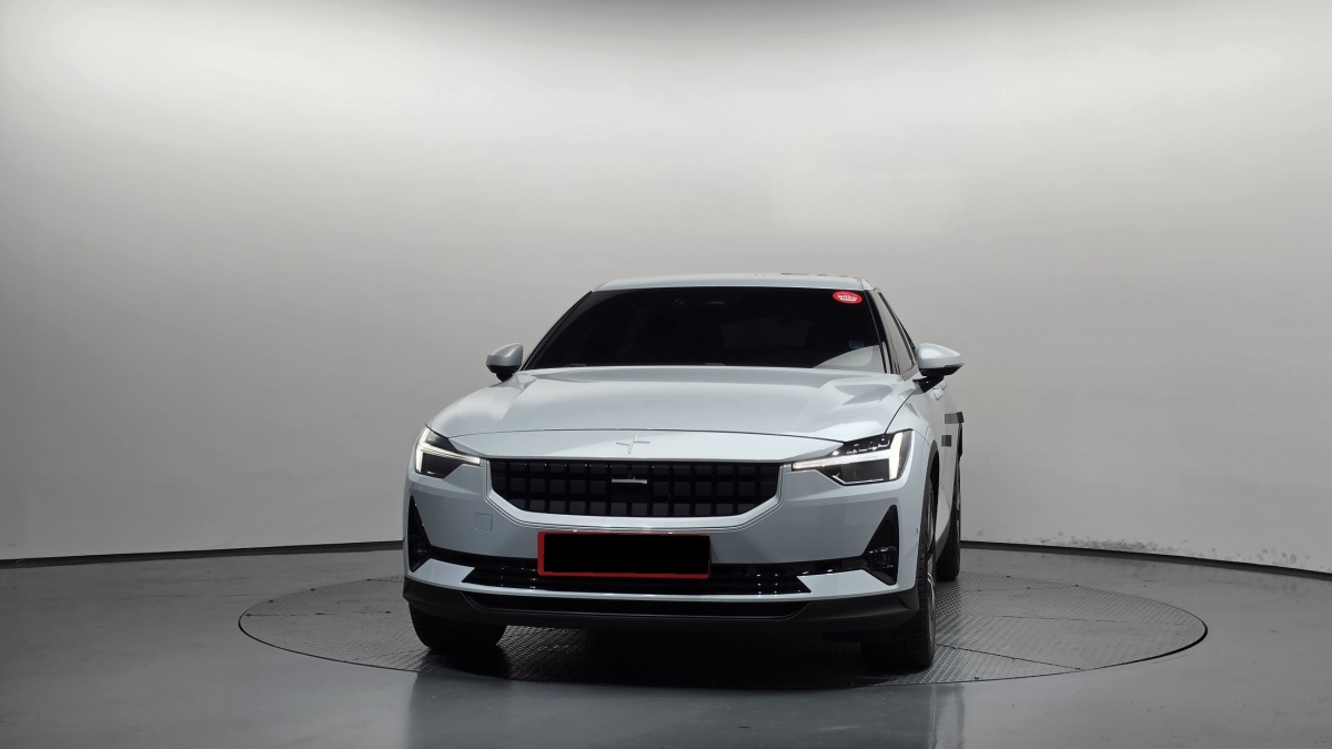 Polestar 2, 2022 — фото 3 из 12