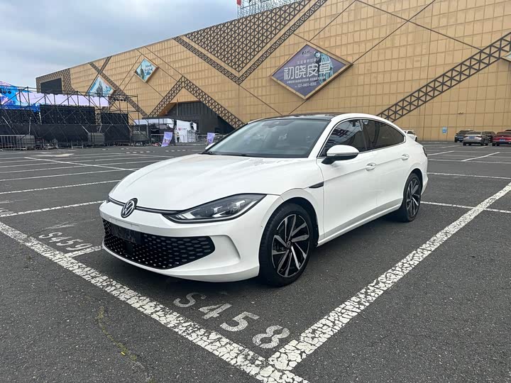 Volkswagen Lamando L, 2022 — купить в Уфе под ключ