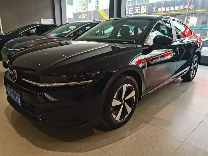 Volkswagen Magotan, 2025 — купить в Орле под ключ