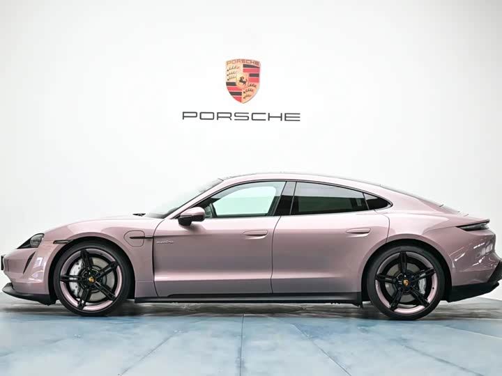 Porsche Taycan, 2023 — фото 5 из 12