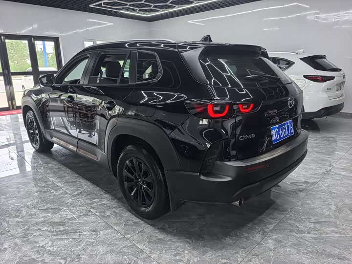 Mazda CX-50, 2023 — фото 4 из 9