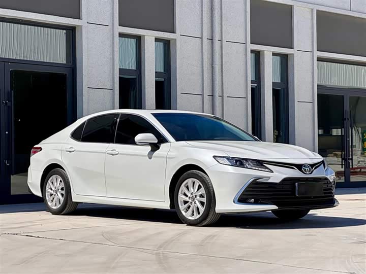 Toyota Camry, 2022 — фото 5 из 12