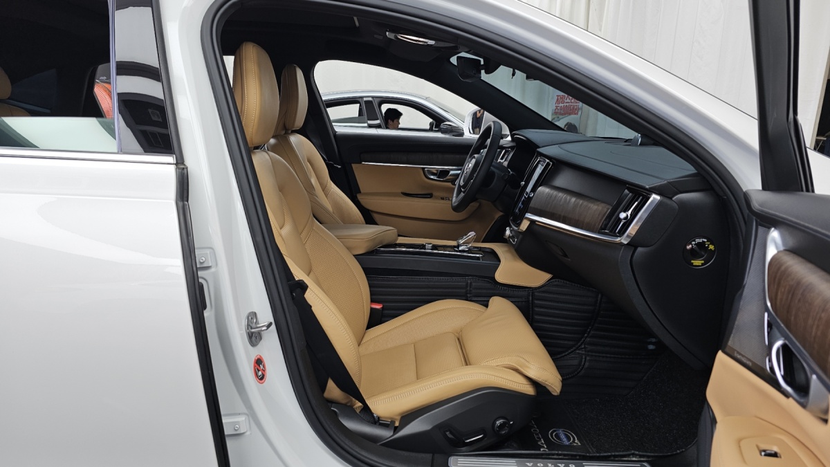 Volvo S90, 2024 — фото 11 из 12
