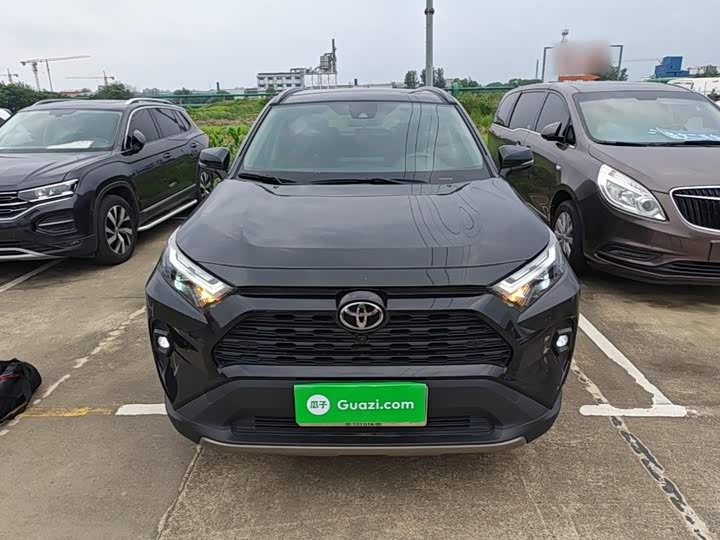 Toyota RAV4, 2023 — фото 3 из 9
