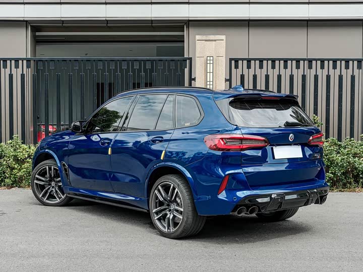 BMW X5 M, 2022 — фото 4 из 9