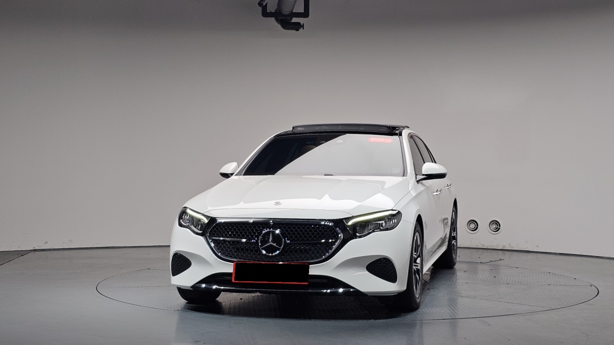 Mercedes-Benz E-Class, 2025 — фото 3 из 12