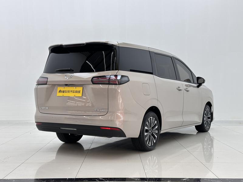 Wuling Starlight 730 Hybrid/EV, 2025 — фото 7 из 12