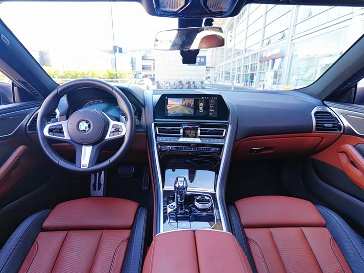 BMW 8 Series, 2022 — фото 7 из 9