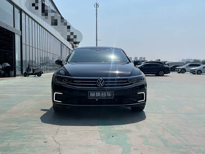Volkswagen Magotan GTE Hybrid, 2022 — фото 2 из 9