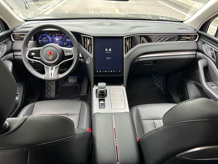 Hongqi HS7 Hybrid, 2024 — фото 6 из 9