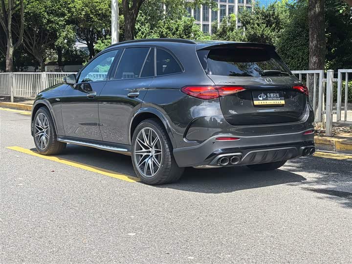 Mercedes-Benz GLC-Class AMG, 2025 — фото 5 из 9