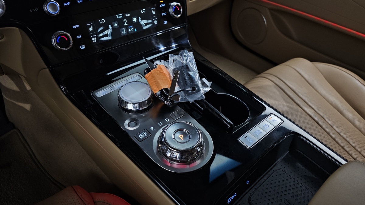 Genesis G80, 2024 — фото 9 из 12
