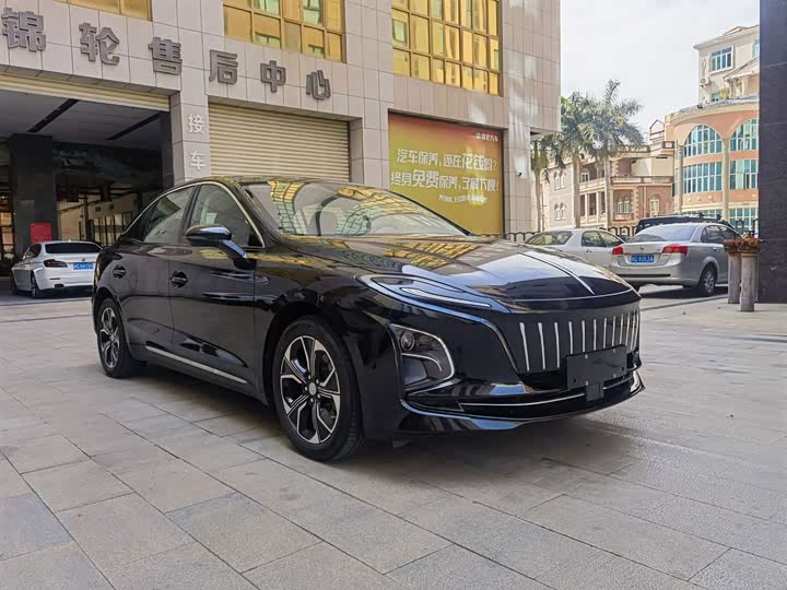 Hongqi E-QM5, 2025 — фото 7 из 9