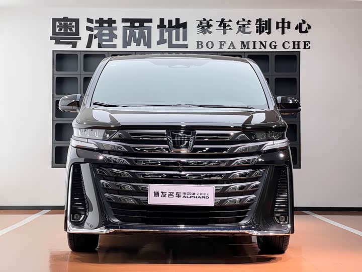 Toyota Vellfire, 2025 — фото 2 из 9