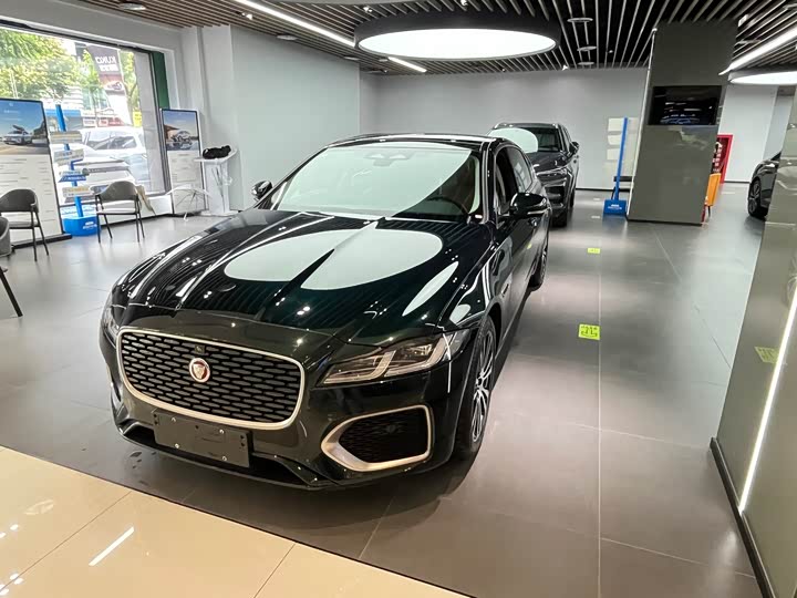 Jaguar XF L, 2026 — фото 3 из 9