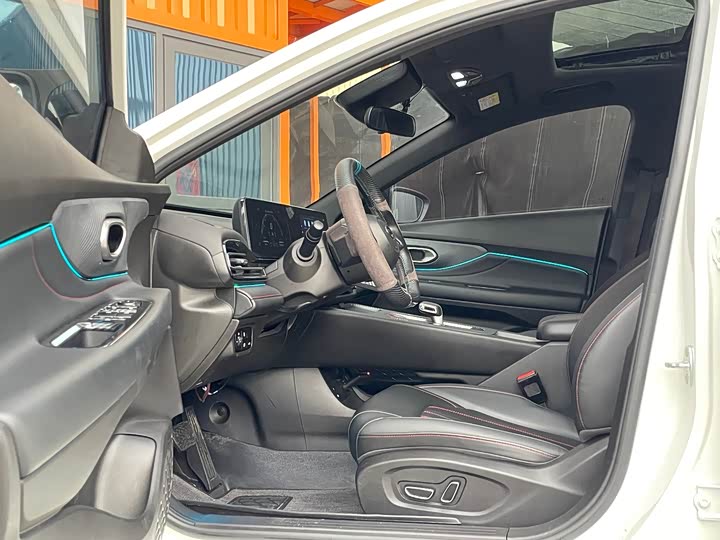 GAC Trumpchi Empow R, 2022 — фото 4 из 9