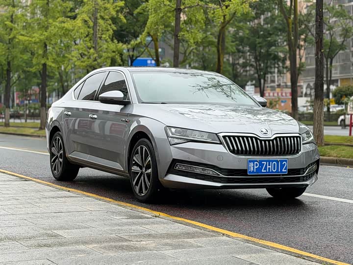 Skoda Superb, 2022 — фото 3 из 9
