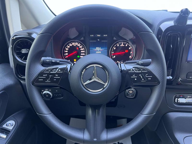 Mercedes-Benz Vito, 2025 — фото 10 из 12